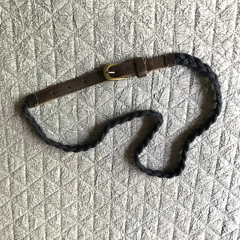 Women's Abercrombie & Fitch Skinny Braided Knit Leather Belt In Navy & Brown